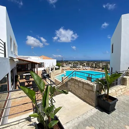 Amazones Village 4*