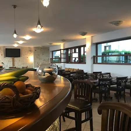 Hotel Amazones Village 4*