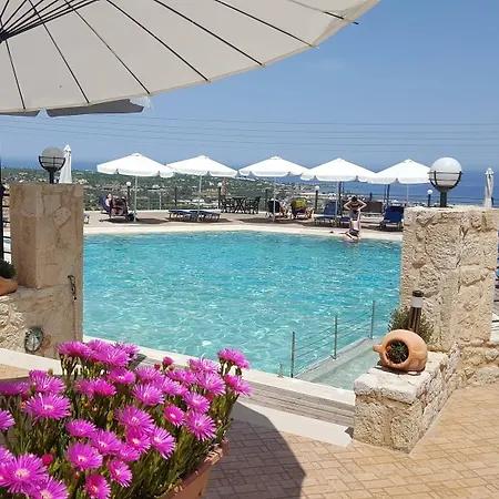 Hotel Amazones Village