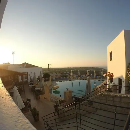 Amazones Village Hotel Hersonissos (Crete)