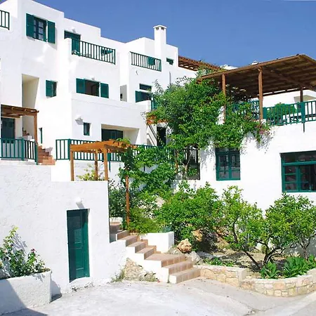 Отель Amazones Village 4*